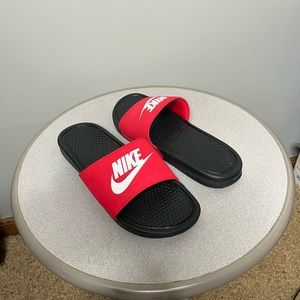 nike slides